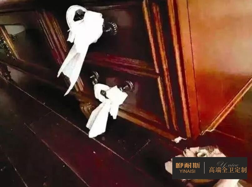 實(shí)木浴室柜為什么這么貴？